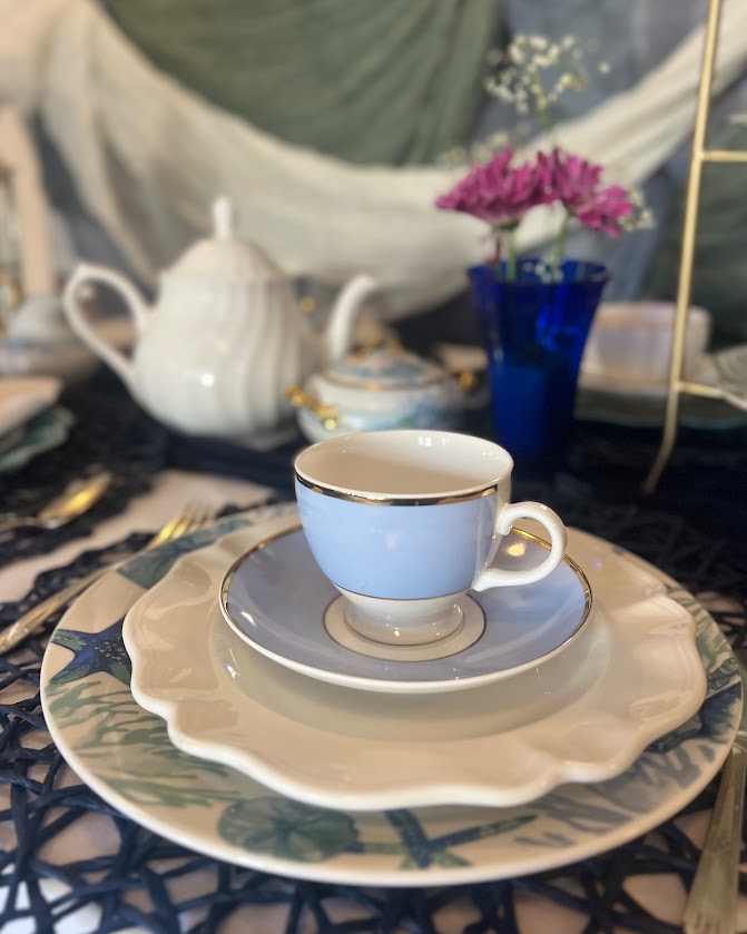 Gallery Blue and white Tea-by-the-Sea collection